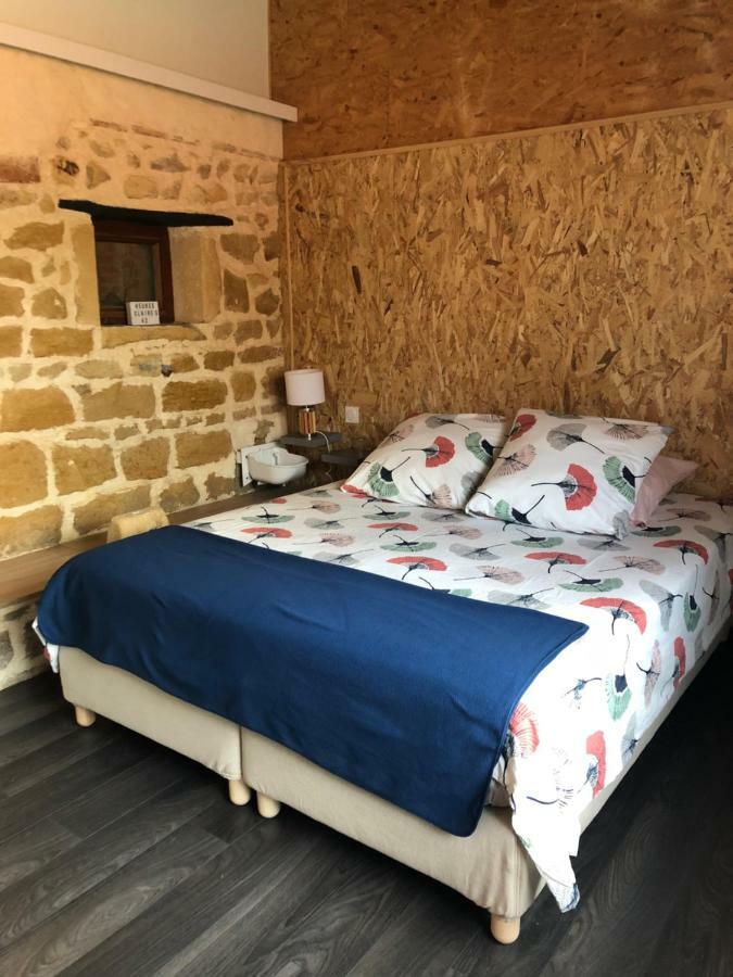 Chambres D'Hotes Les Heures Claires Briennon Exterior photo